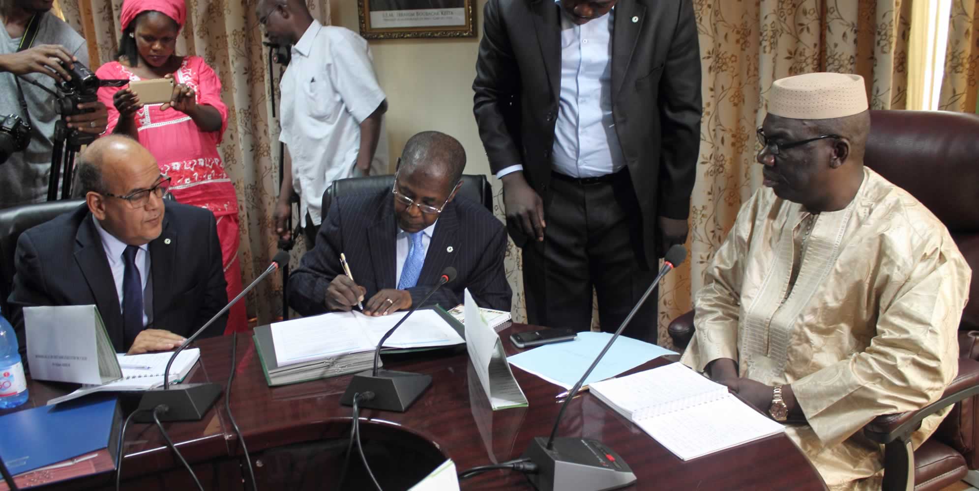 Signature officielle du CSEAS Bamako 2017